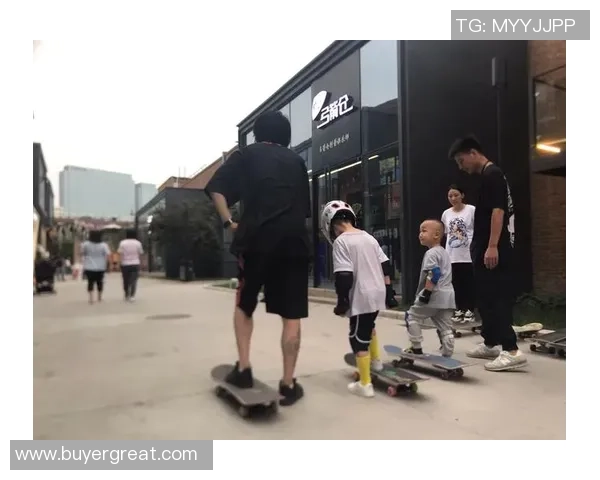 上海街舞队在世界滑板锦标赛中的默契配合与团队协作精彩点评