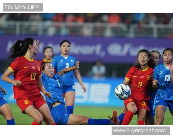 中华台北女足迎战印尼队力争胜利展现拼搏精神 中华台北女足迎战印尼队力争胜利展现拼搏精神