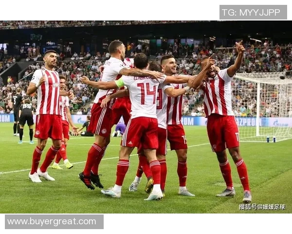 卡马尔与瓦尔贝里激战正酣谁能在赛场上笑到最后